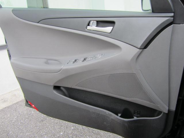 2012 Hyundai Sonata FWD 4dr Sport