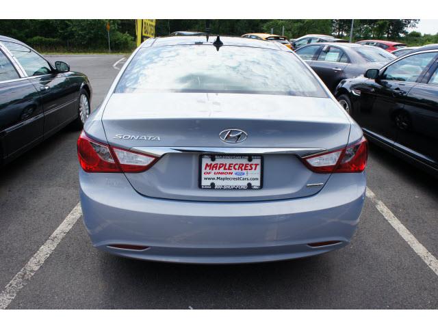 2012 Hyundai Sonata SLT 25