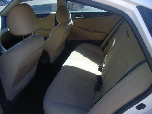 2012 Hyundai Sonata FWD 4dr Sport