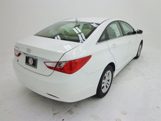 2012 Hyundai Sonata 4dr Sdn SE