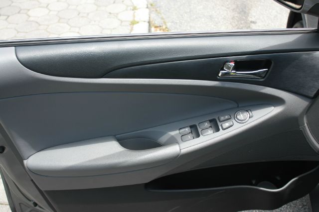 2012 Hyundai Sonata Navigation Chrome RR DVD