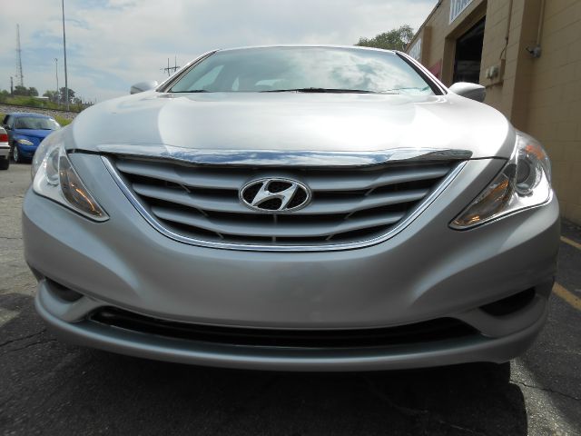 2012 Hyundai Sonata FWD 4dr Sport