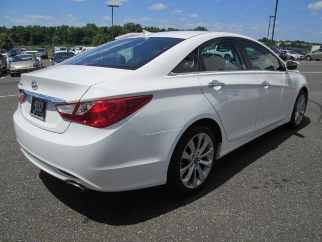 2013 Hyundai Sonata 4dr Sdn SE