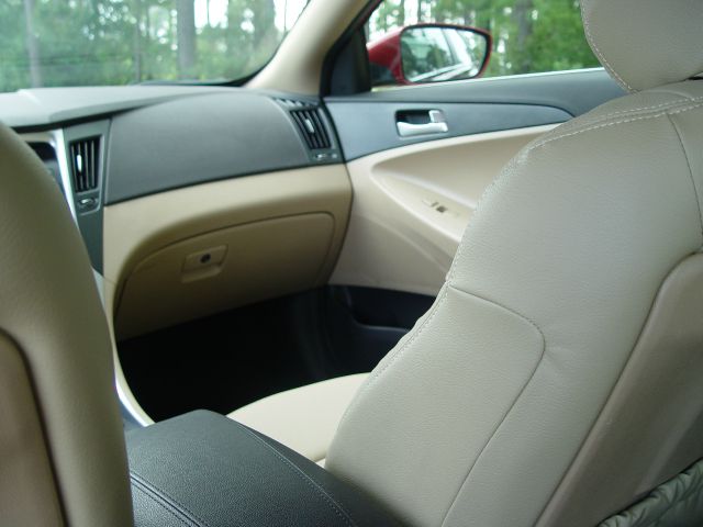 2013 Hyundai Sonata FWD 4dr Sport