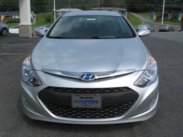 2011 Hyundai Sonata Hybrid ESi