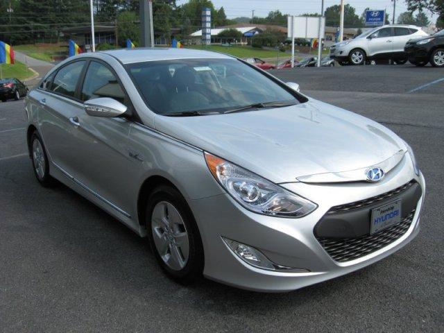 2011 Hyundai Sonata Hybrid ESi