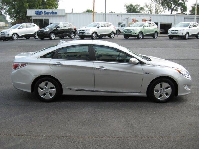2011 Hyundai Sonata Hybrid ESi