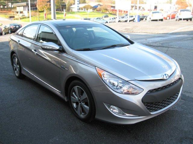2011 Hyundai Sonata Hybrid ESi