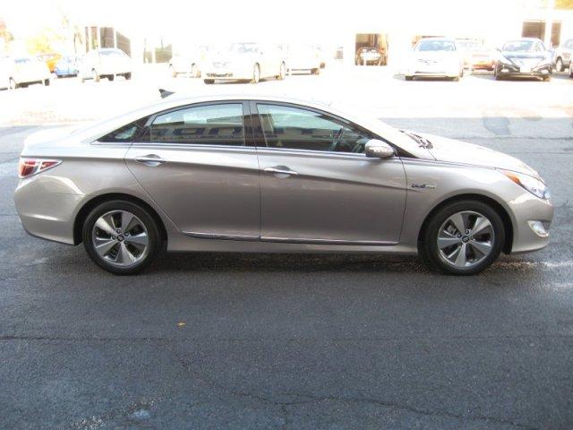 2011 Hyundai Sonata Hybrid ESi