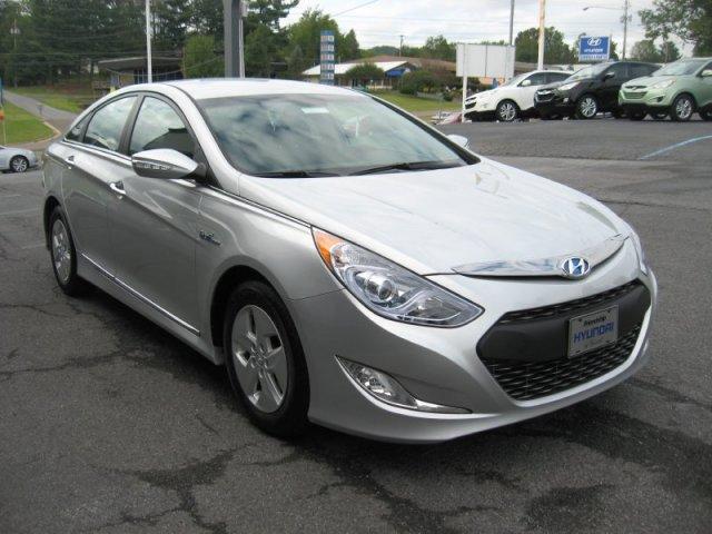 2011 Hyundai Sonata Hybrid ESi