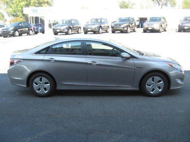 2011 Hyundai Sonata Hybrid ESi