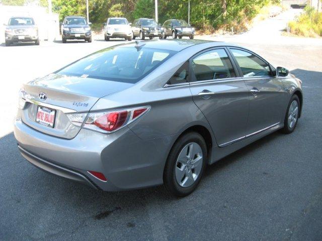2011 Hyundai Sonata Hybrid ESi