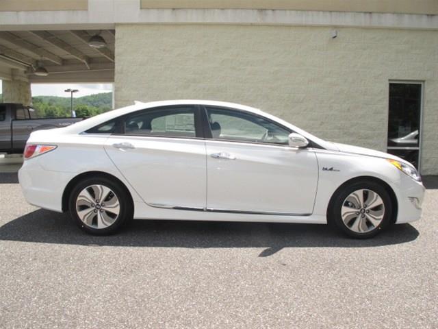 2013 Hyundai Sonata Hybrid SLT 25