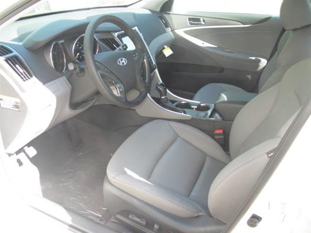 2013 Hyundai Sonata Hybrid SLT 25