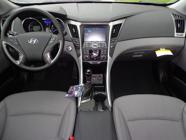 2013 Hyundai Sonata Hybrid SLT 25