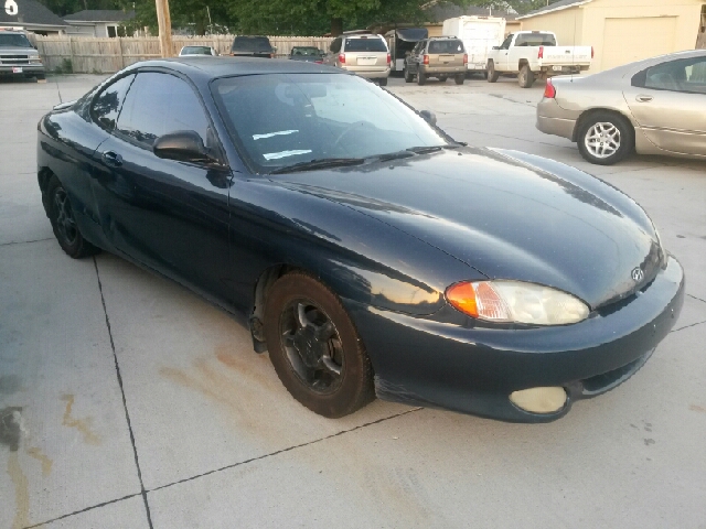 1997 Hyundai Tiburon Sport - 4x4 Loaded