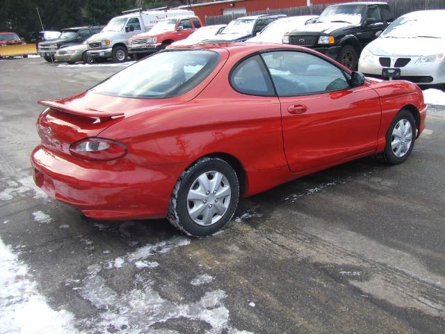 1997 Hyundai Tiburon Base