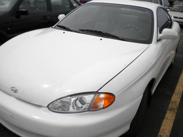 1999 Hyundai Tiburon Unknown