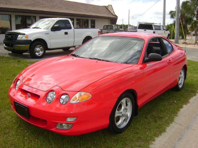 2000 Hyundai Tiburon GT Premium