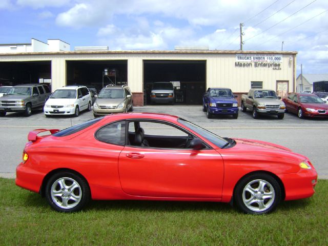 2000 Hyundai Tiburon GT Premium