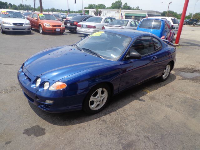 2001 Hyundai Tiburon GT Premium