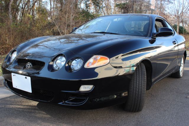 2001 Hyundai Tiburon GT Premium