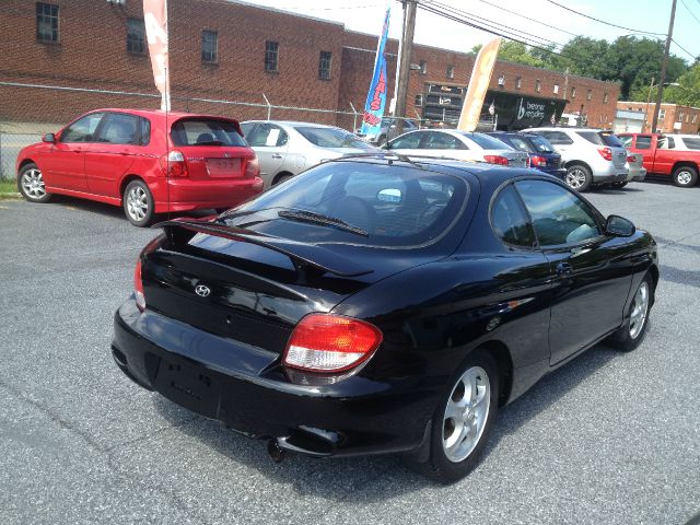 2001 Hyundai Tiburon GT Premium