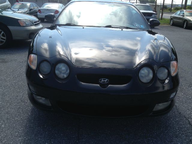 2001 Hyundai Tiburon GT Premium