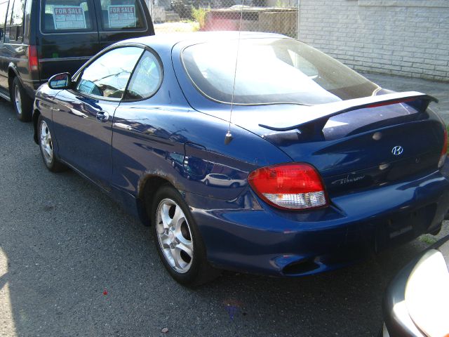 2001 Hyundai Tiburon GT Premium