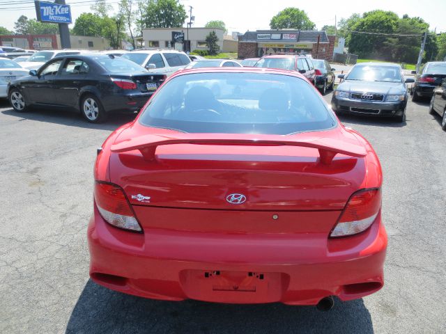2001 Hyundai Tiburon GT Premium