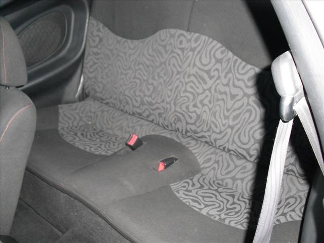 2001 Hyundai Tiburon Unknown