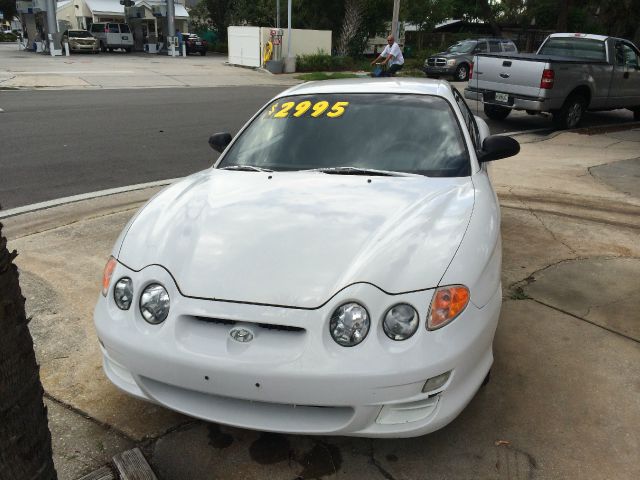 2001 Hyundai Tiburon S Sedan