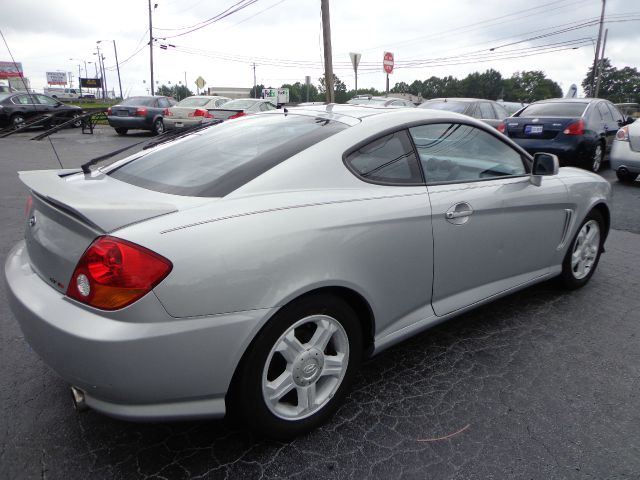 2003 Hyundai Tiburon SE LE Pro-4x