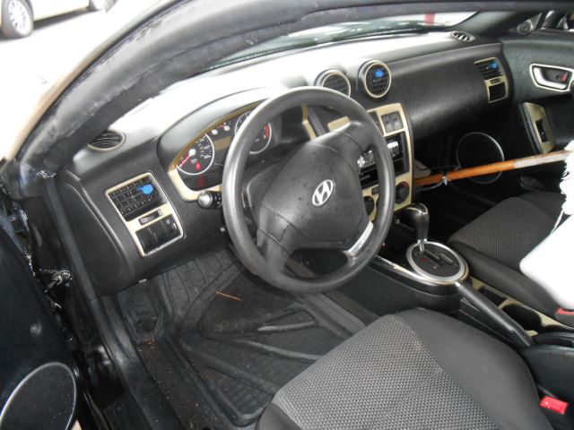2003 Hyundai Tiburon Base