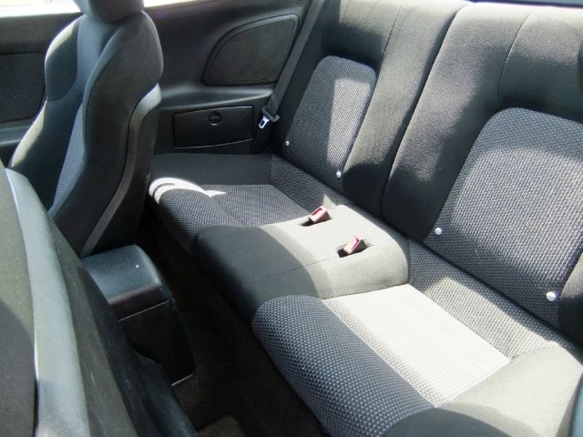 2003 Hyundai Tiburon Base