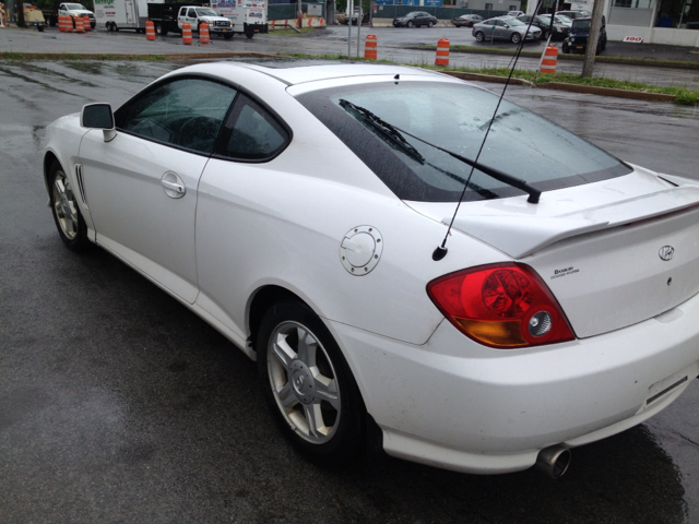 2003 Hyundai Tiburon SE LE Pro-4x