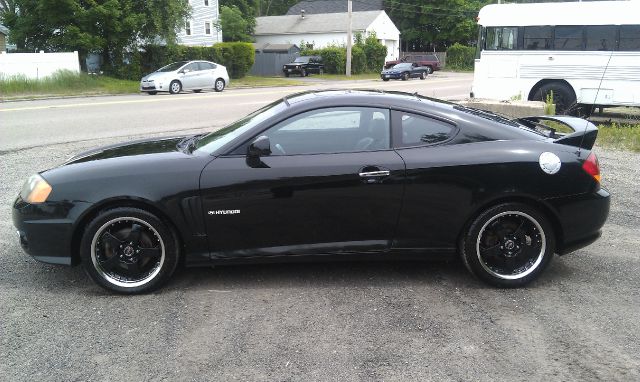 2003 Hyundai Tiburon SE LE Pro-4x