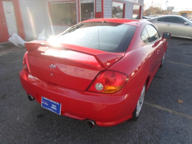2003 Hyundai Tiburon Base