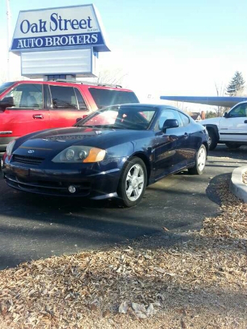 2003 Hyundai Tiburon Base