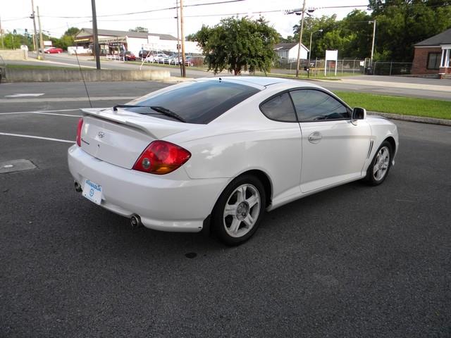 2003 Hyundai Tiburon Unknown