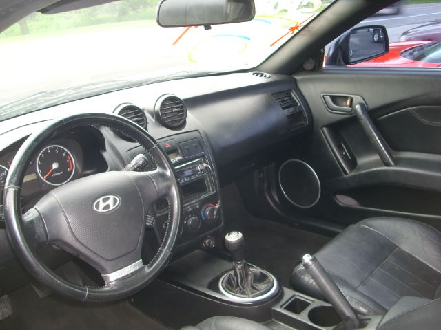 2003 Hyundai Tiburon Unknown