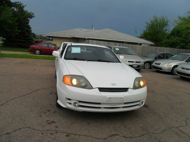 2003 Hyundai Tiburon Base