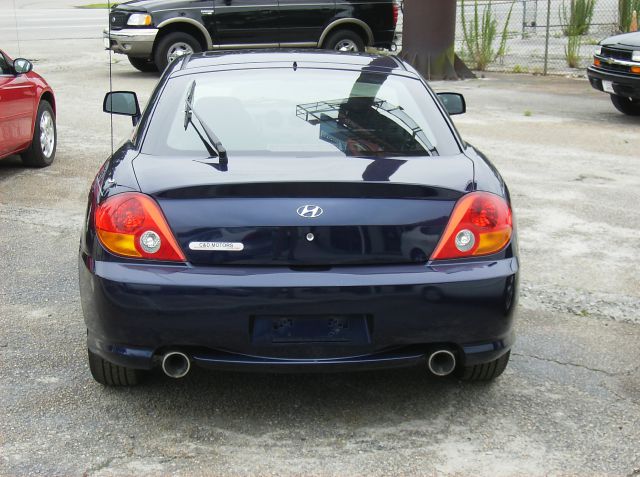 2003 Hyundai Tiburon Base