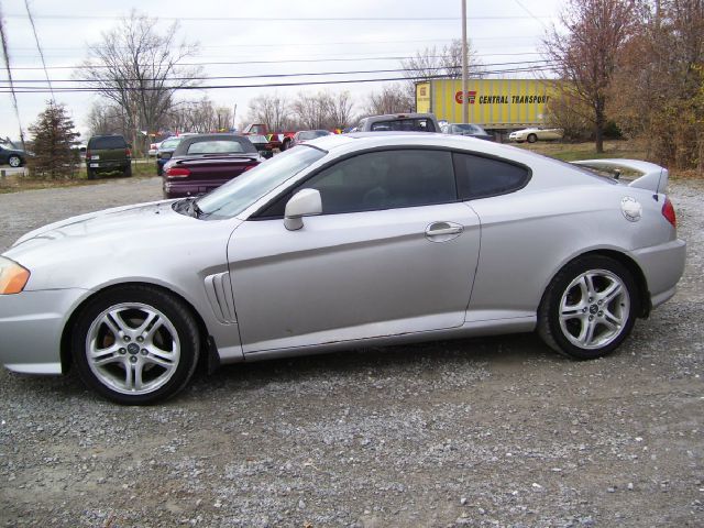2003 Hyundai Tiburon SE LE Pro-4x
