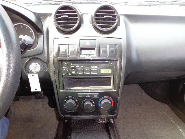 2003 Hyundai Tiburon Base