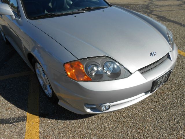 2003 Hyundai Tiburon SE LE Pro-4x
