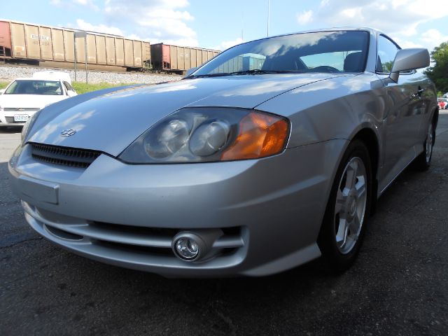 2003 Hyundai Tiburon SE LE Pro-4x