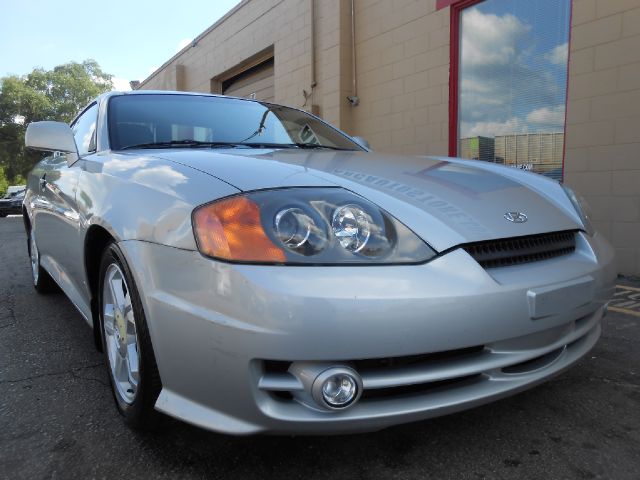 2003 Hyundai Tiburon SE LE Pro-4x