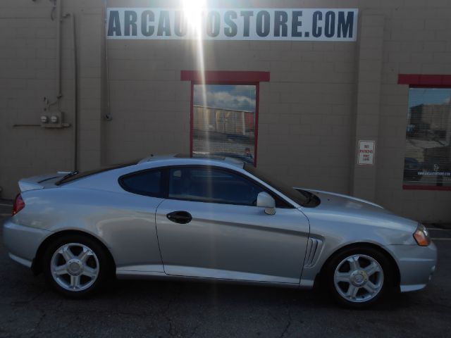 2003 Hyundai Tiburon SE LE Pro-4x