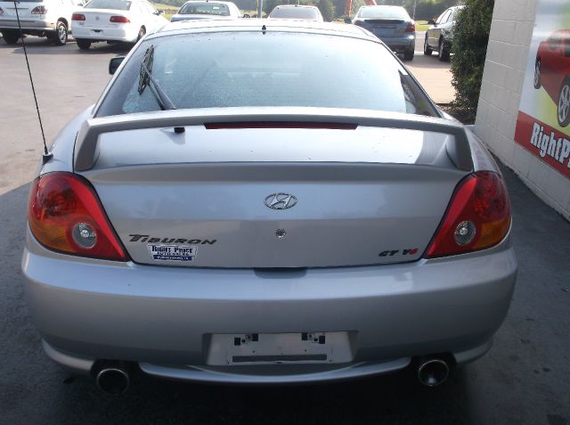 2004 Hyundai Tiburon SE LE Pro-4x